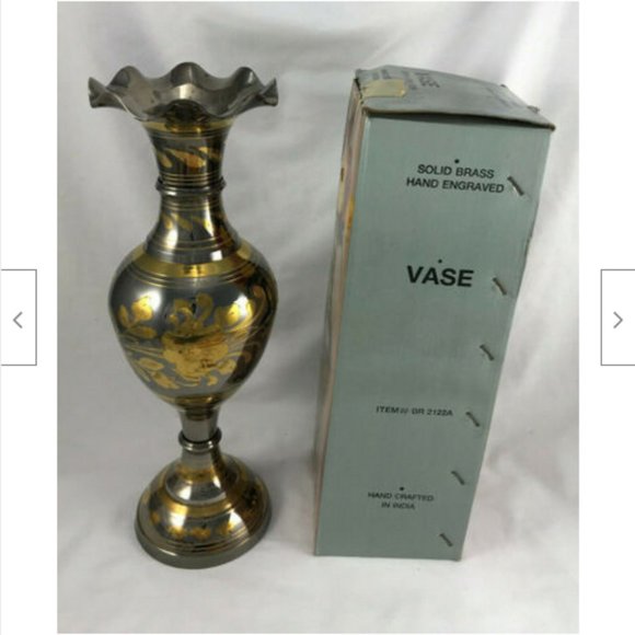 Hand Etched Solid Brass Vase Floral Ruffled Scalloped Edge Made in India - Picture 2 of 4